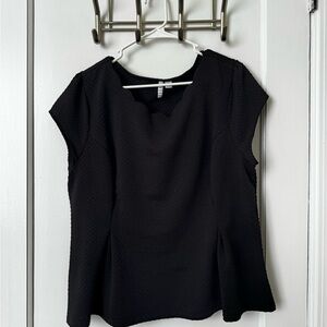 Elle Black Scalloped Neck Cap-Sleeve Blouse
